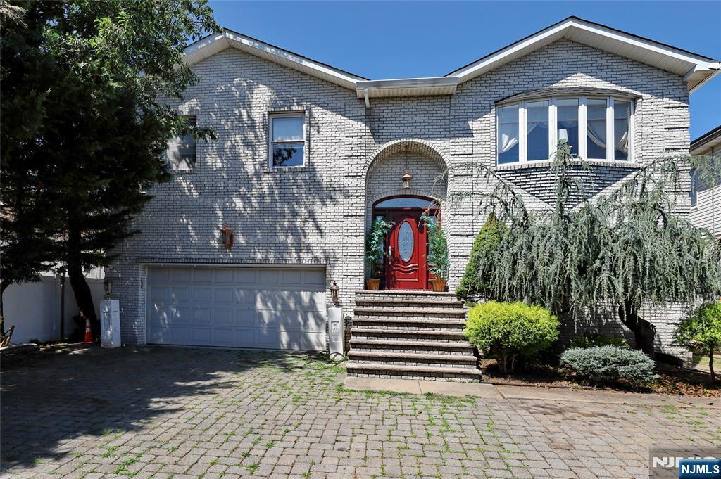 557 Schuyler Avenue,North Arlington, NJ 07031
