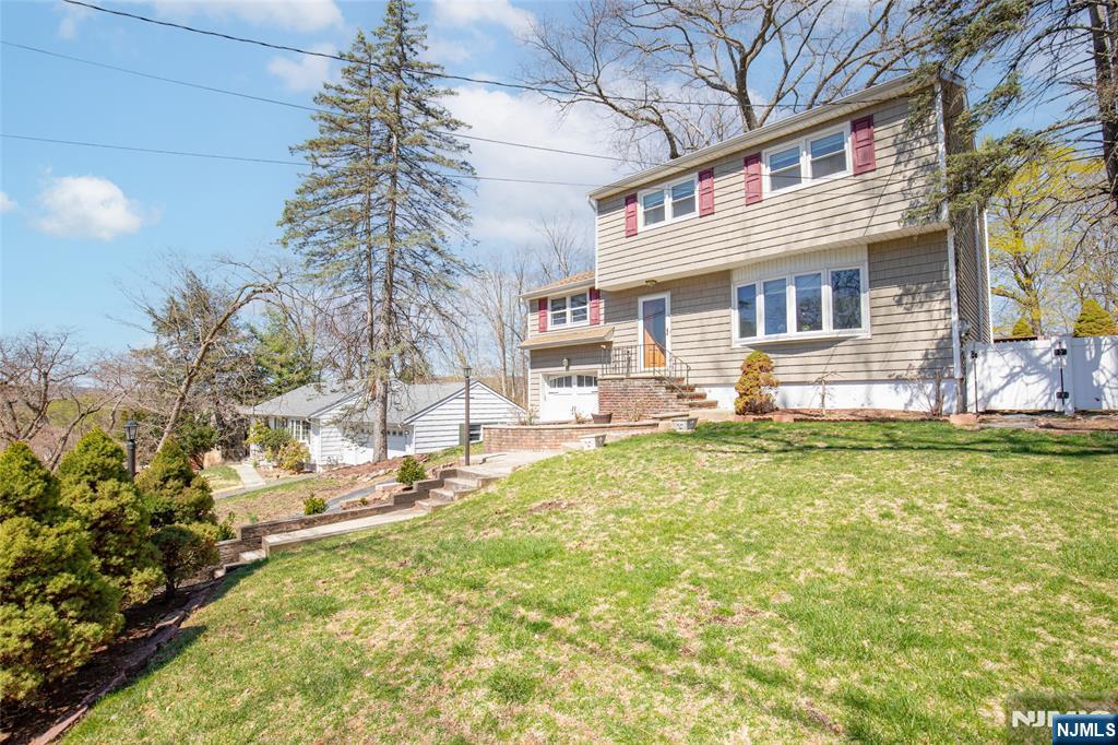 163 Hiawatha Boulevard,Oakland, NJ 07436