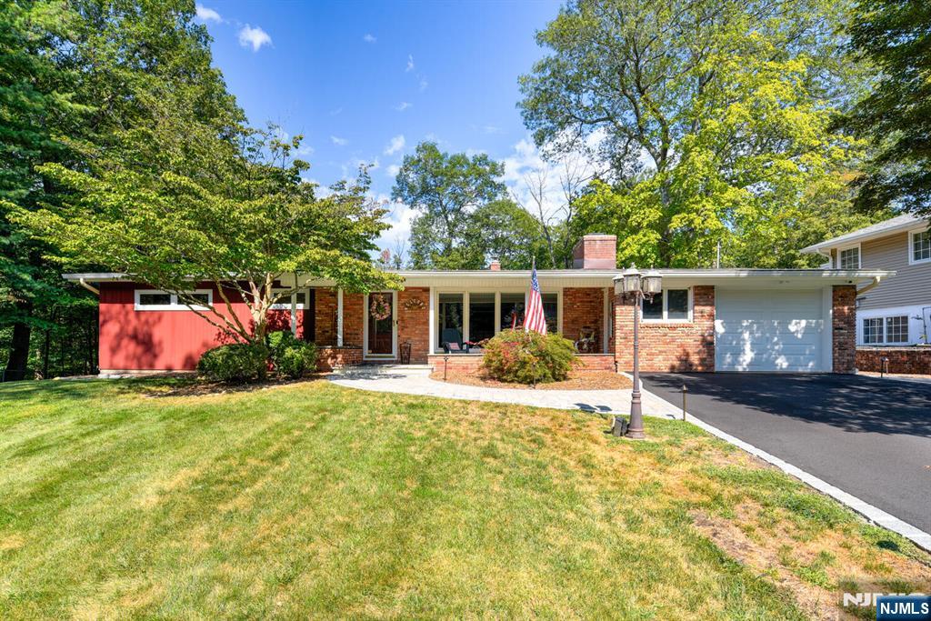 18 Iowa Road,Wayne, NJ 07470