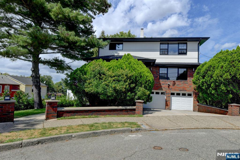 853 Elizabeth Street,Ridgefield, NJ 07657