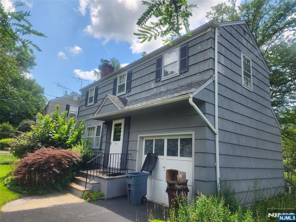 172 Colonial Road,Summit, NJ 07901