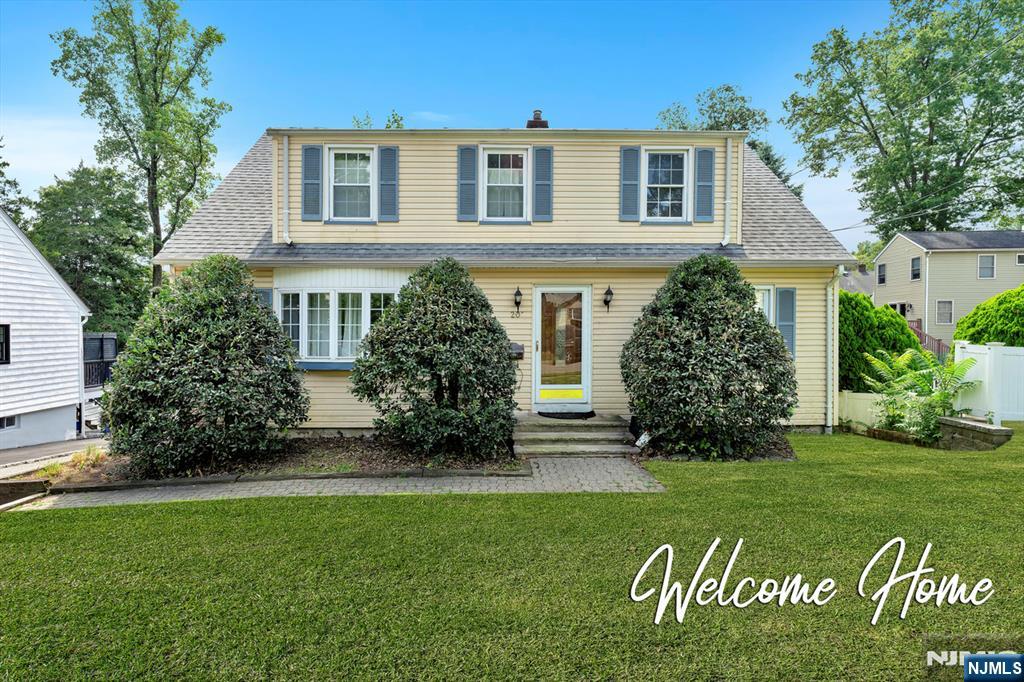 20 Hatfield Street,Caldwell, NJ 07006