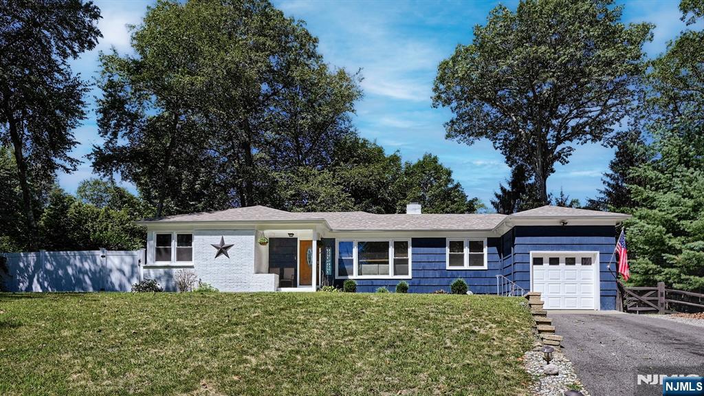 21 Derrygally Circle,Kinnelon Borough, NJ 07405