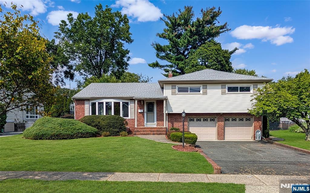 92 Rolling Hills Road,Clifton, NJ 07013