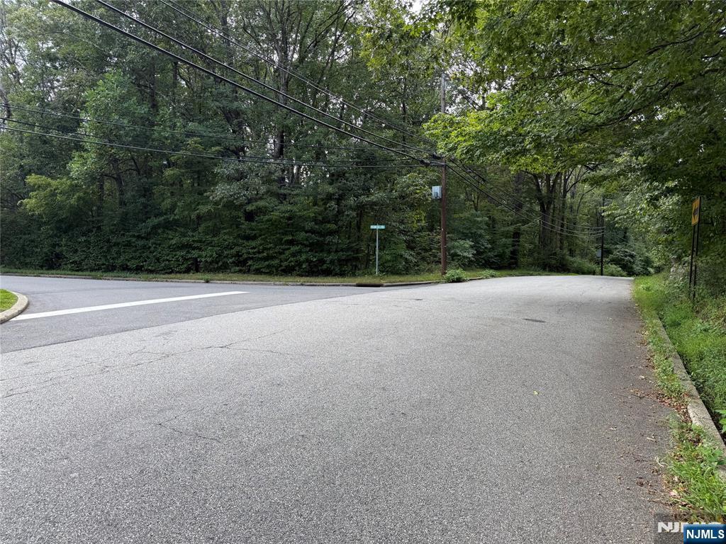 15 Saw Mill Road,Kinnelon Borough, NJ 07405