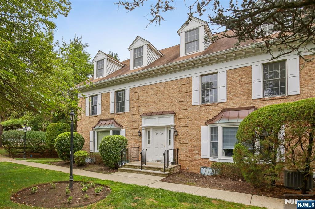 105B Maple Avenue,Park Ridge, NJ 07656