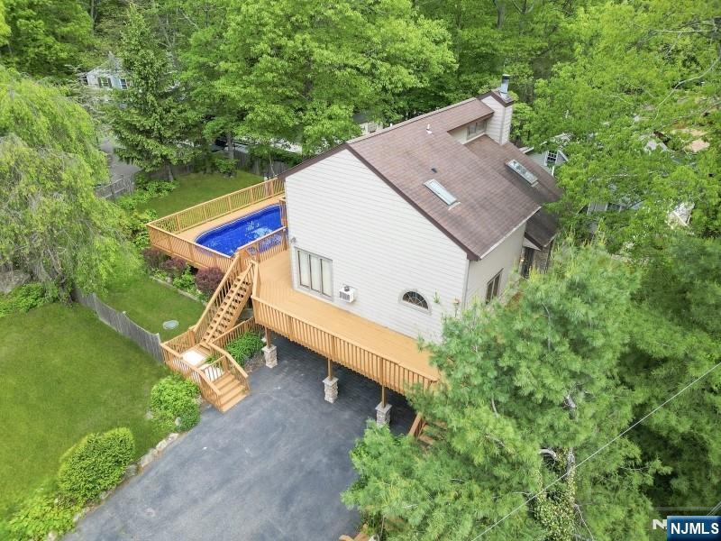530 Lake Shore Drive,West Milford, NJ 07421