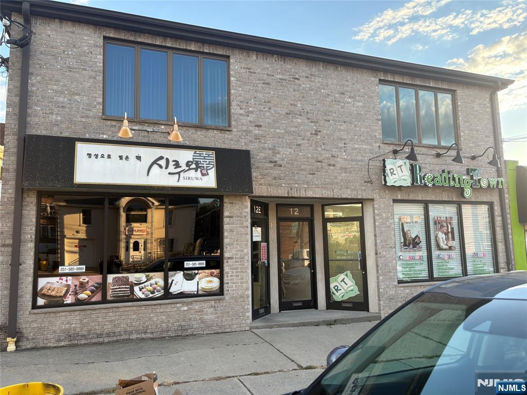 12 Edsall Boulevard,Palisades Park, NJ 07650