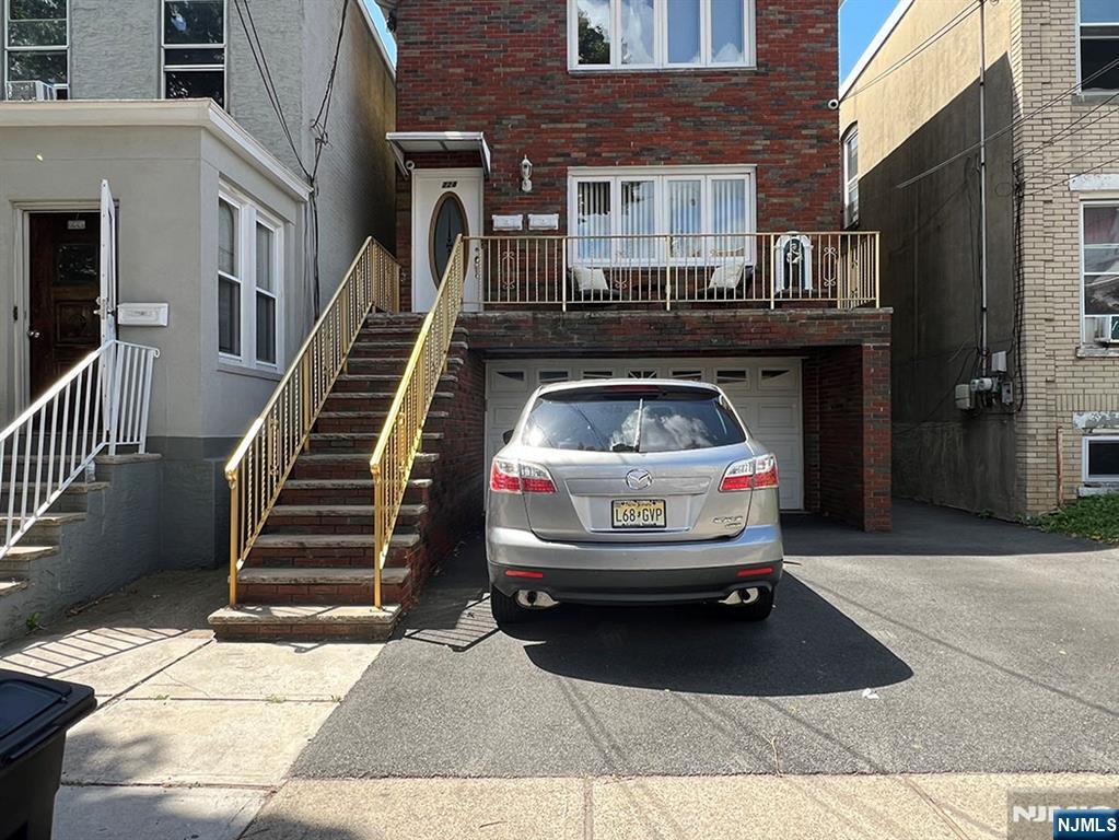 228 Riverview Place,Cliffside Park, NJ 07010