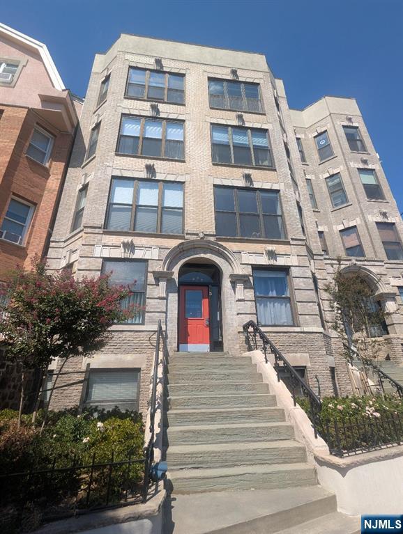 963 Boulevard East ,Weehawken, NJ 07086