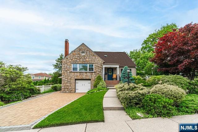364 Rutland Avenue,Teaneck, NJ 07666