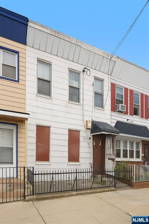 119 Paterson Street,Jersey City, NJ 07307