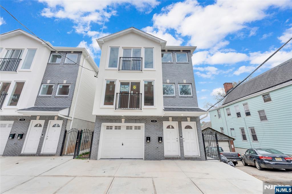 138 Milford Avenue,Newark, NJ 07108