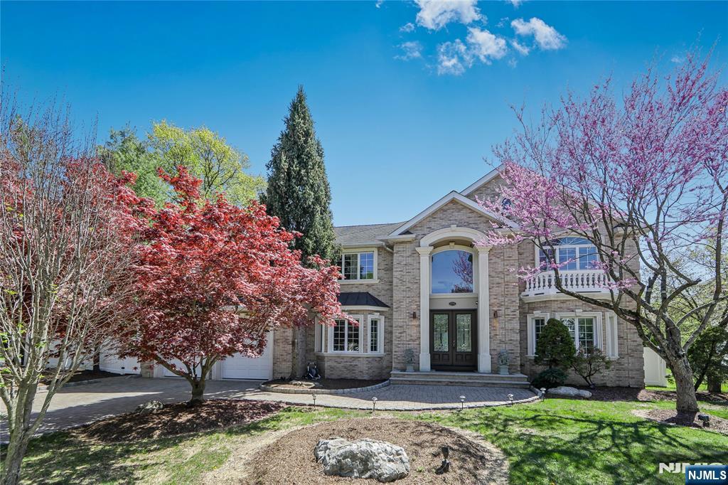 278 Starling Court,Paramus, NJ 07652