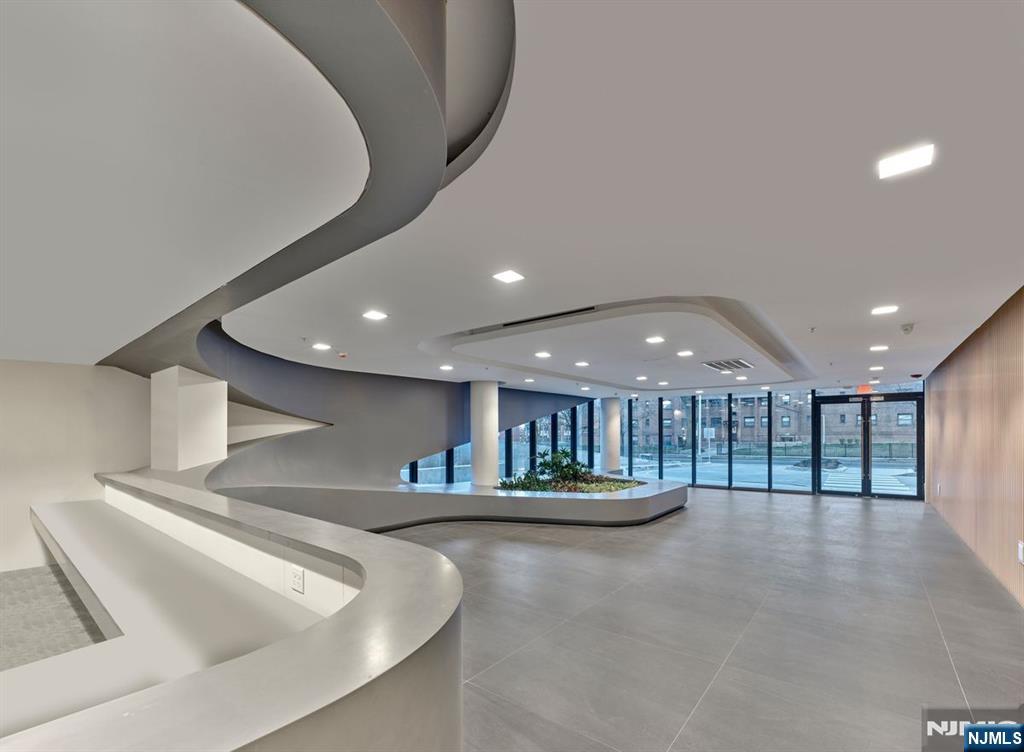 258 Harrison Street,East Orange, NJ 07018