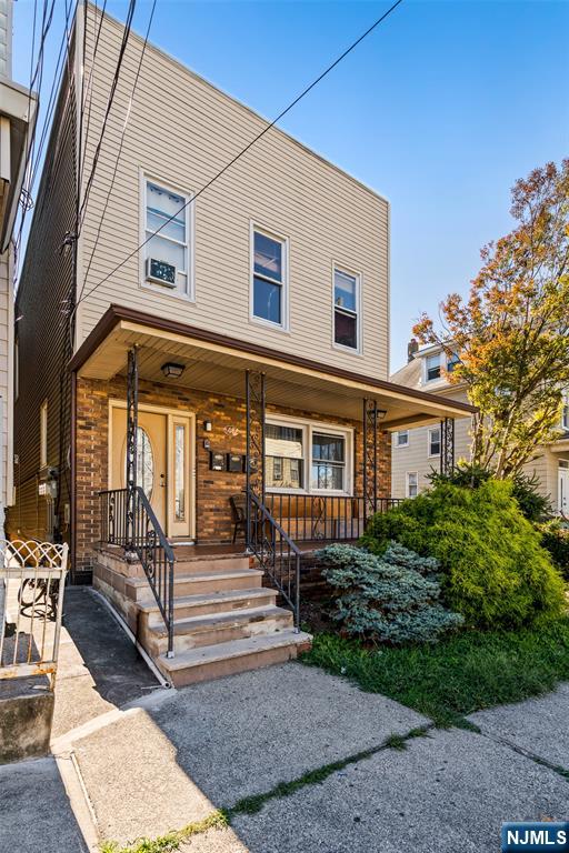 46 Grant Street,Fairview, NJ 07022