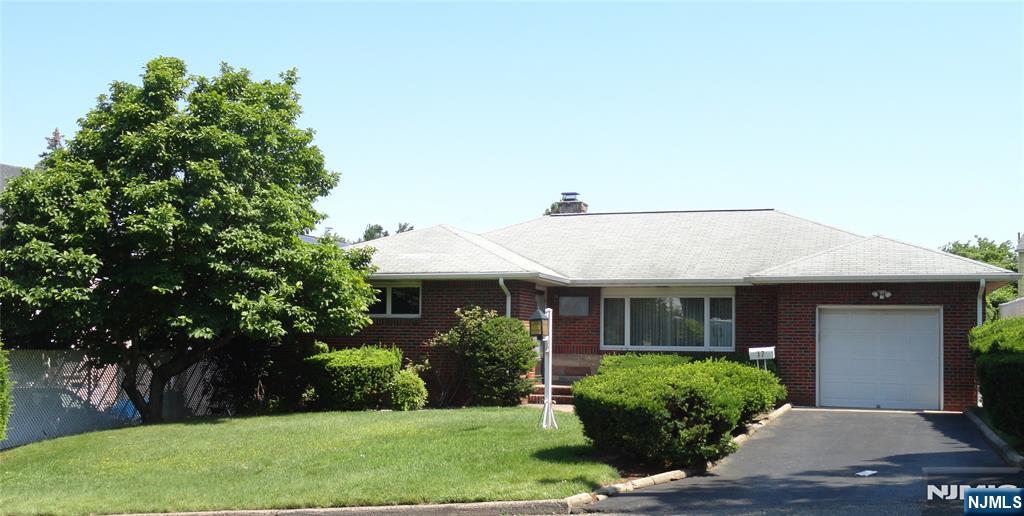 17 Gunther Avenue,Lodi, NJ 07644