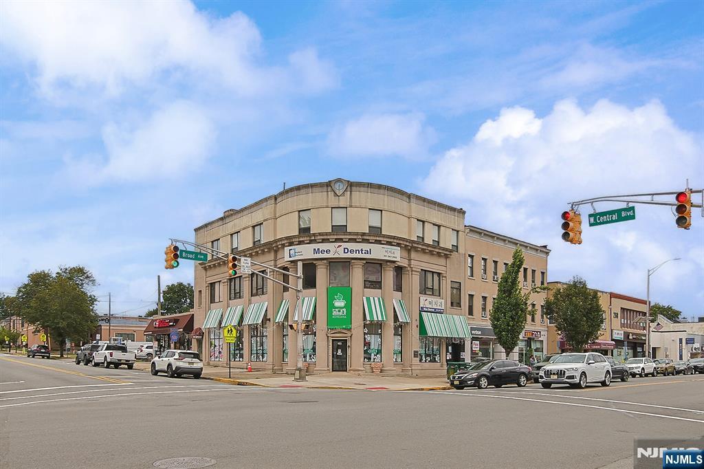 280 Broad Avenue,Palisades Park, NJ 07650