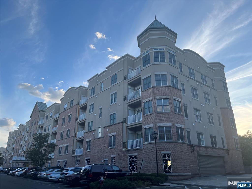 1308 Windsor Park Court,Englewood, NJ 07631
