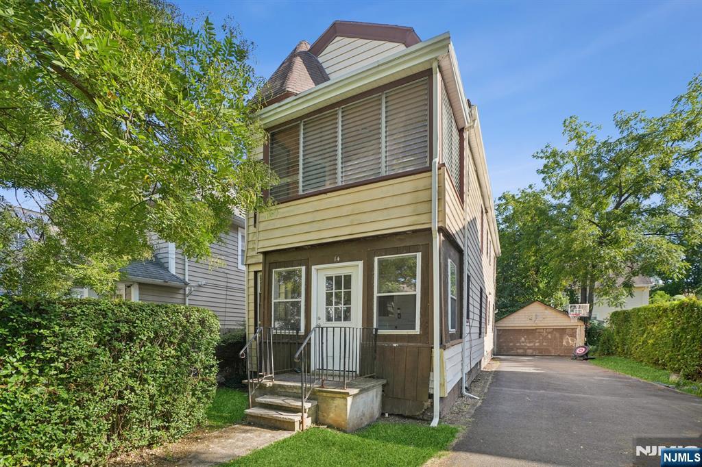 14 Ward Place,Montclair, NJ 07042