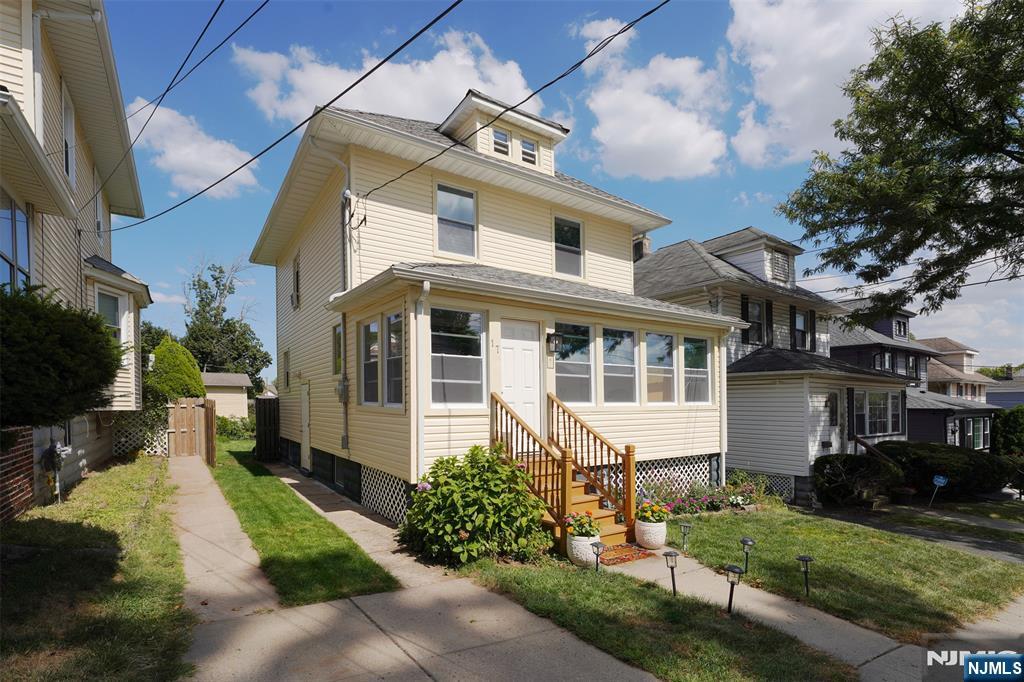 17 Wellington Avenue,West Orange, NJ 07052