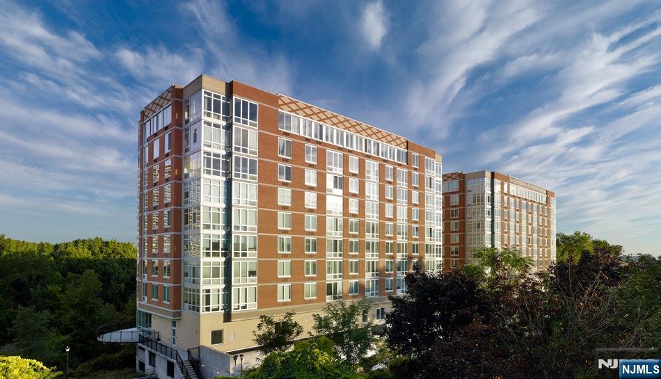 600 12th Street,Palisades Park, NJ 07650