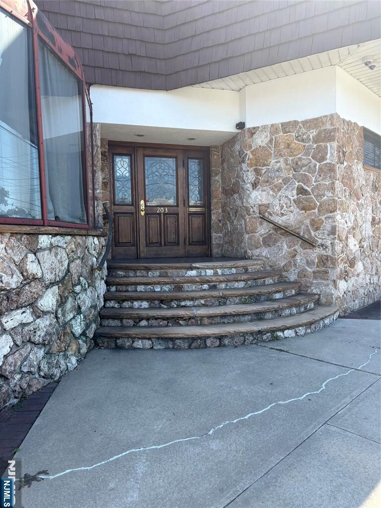 203 Paterson Avenue,Wallington, NJ 07057