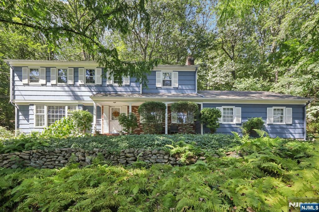 840 Mountain Way,Par-troy Hills Twp., NJ 07950