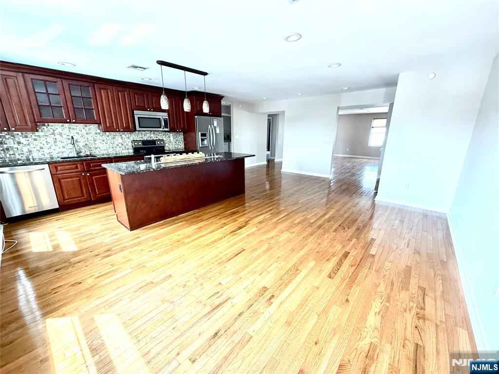 590 Union Boulevard,Totowa, NJ 07512