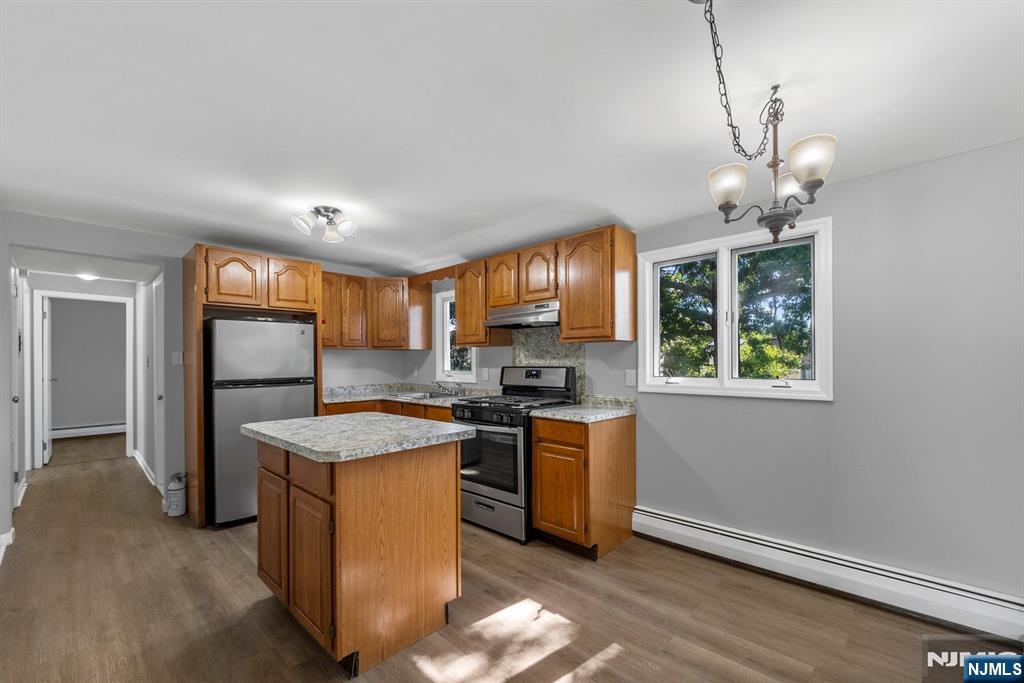 22 Grant Street,Elmwood Park, NJ 07407