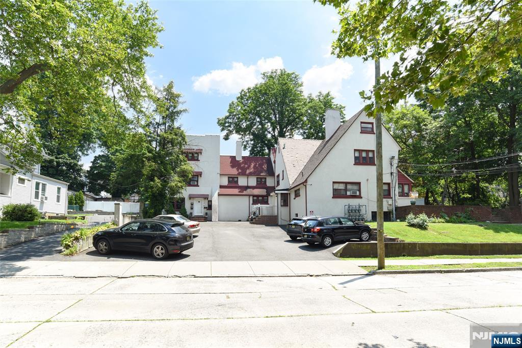 285 Orchard Terrace,Bogota, NJ 07603