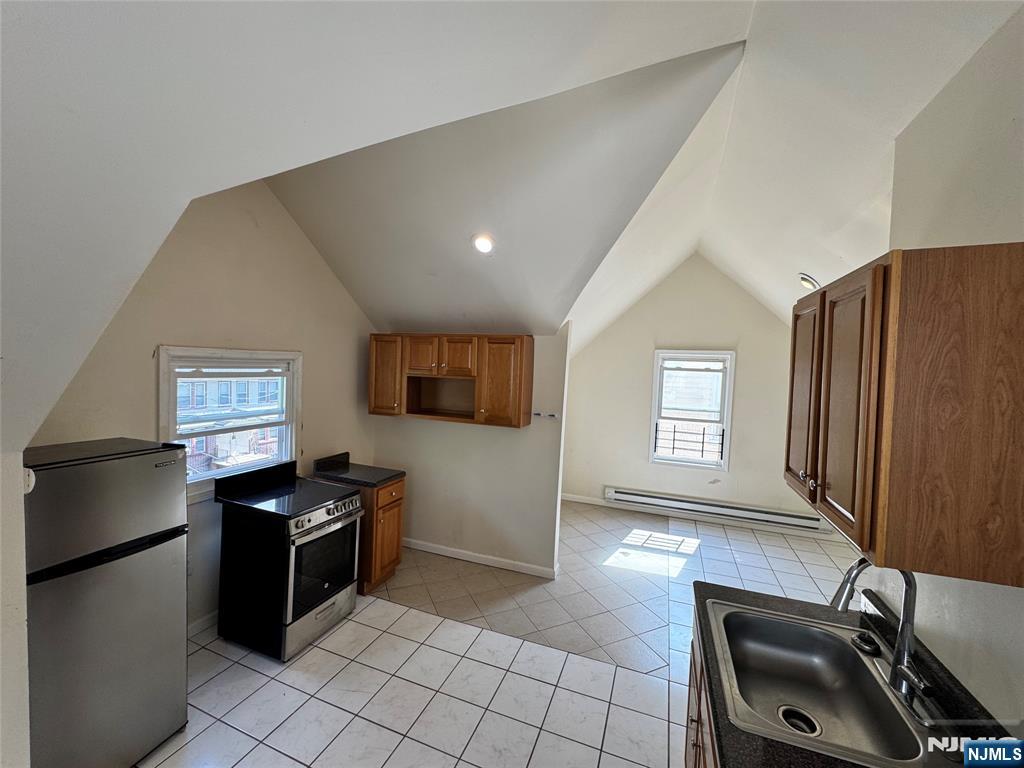 163 Linden Avenue,Irvington, NJ 07111