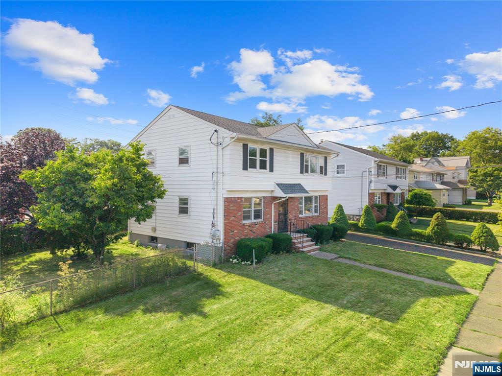 5 Josh Court,Clifton, NJ 07011