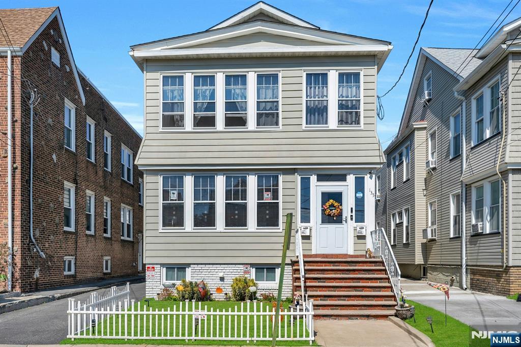 135 Rutherford Place,Kearny, NJ 07032