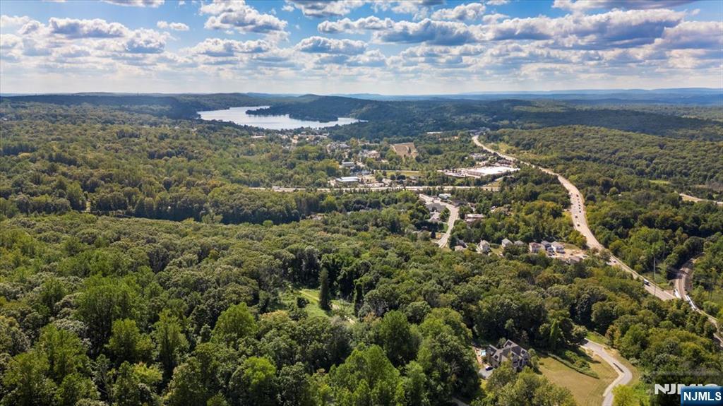 24 Holland Circle,Sparta, NJ 07871