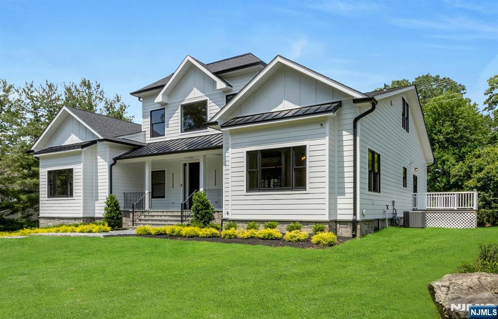 35 Lillian Court,Ramsey, NJ 07446