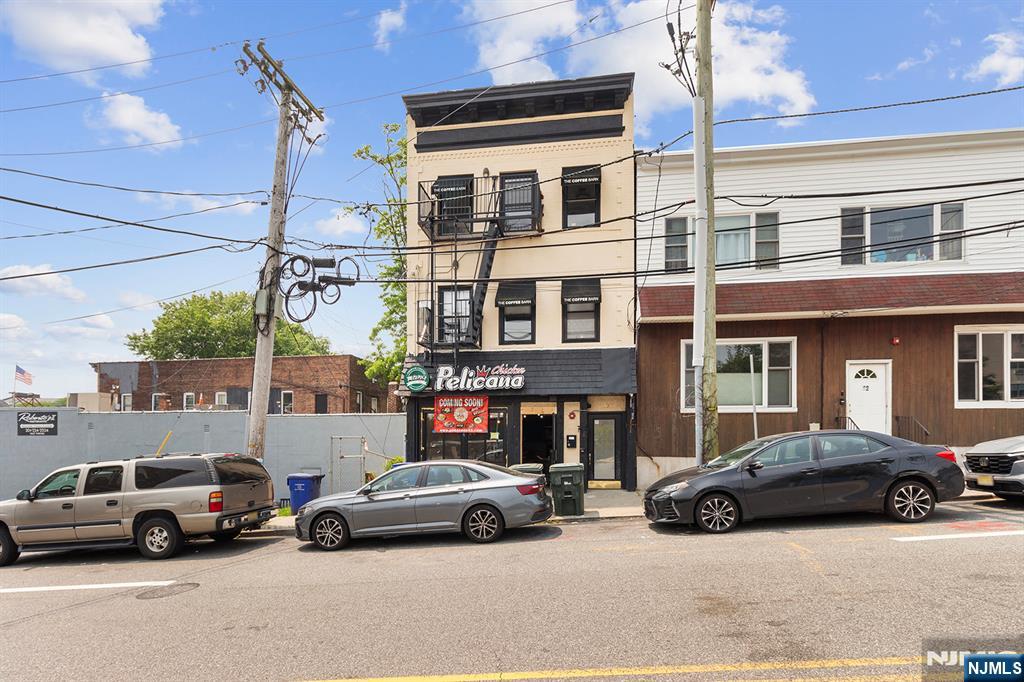 10 Dempsey Avenue,Edgewater, NJ 07020