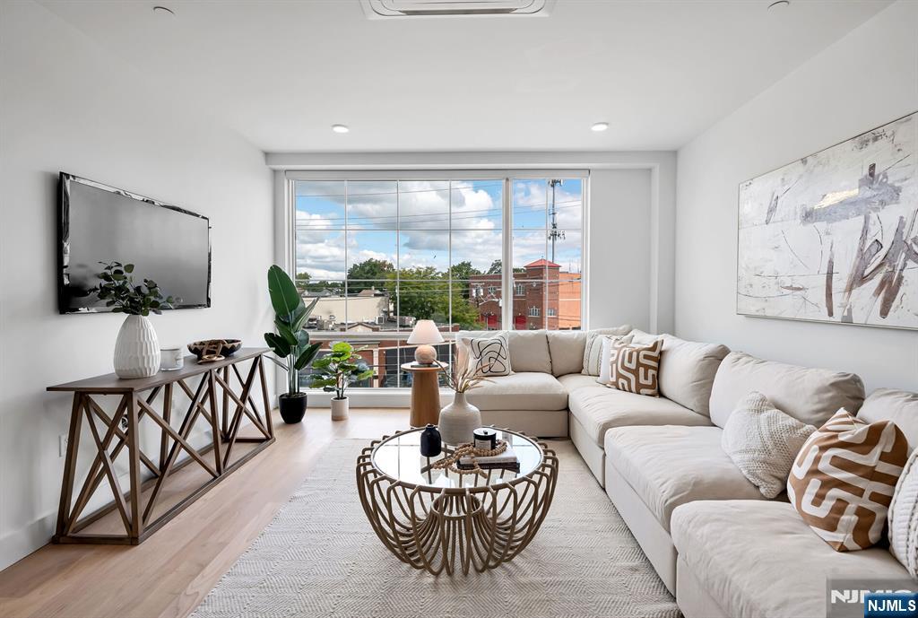 35 Jefferson Avenue,Westwood, NJ 07675