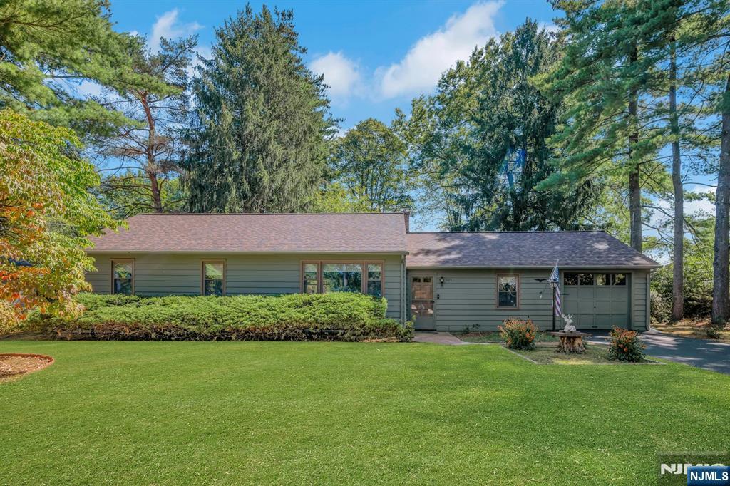 1105 Knoll Road,Par-troy Hills Twp., NJ 07005
