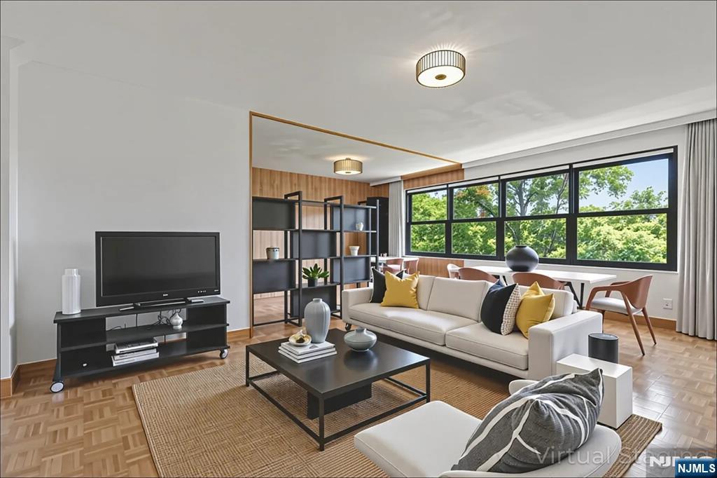 2352 Linwood Avenue,Fort Lee, NJ 07024