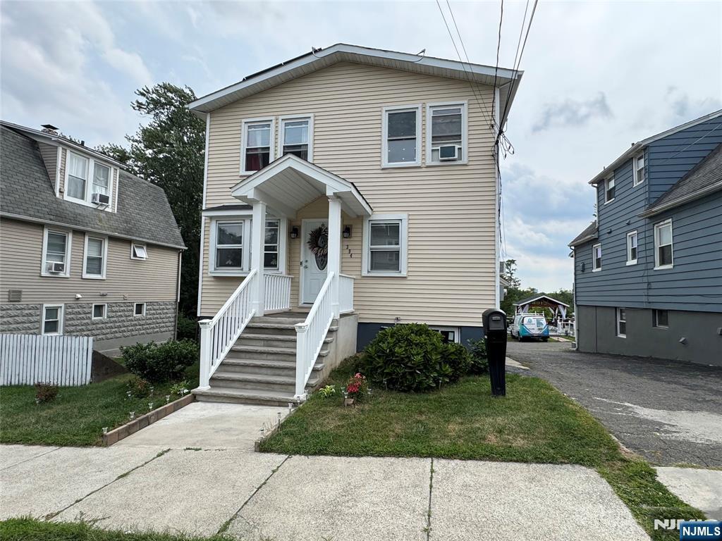 394 7th Street,Prospect Park, NJ 07508