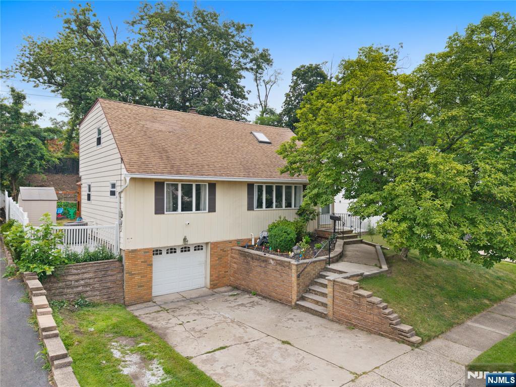 90 Doherty Drive,Clifton, NJ 07013