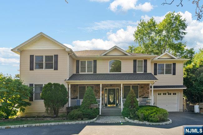 585 Central Avenue,Ramsey, NJ 07446