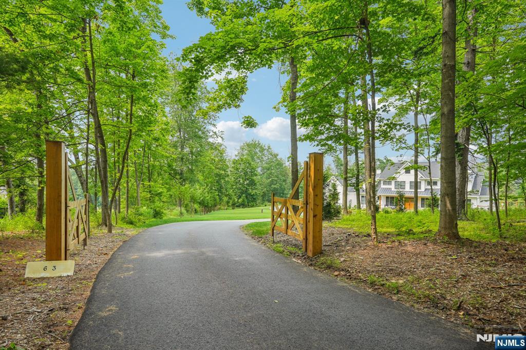 63 Village Road,Harding Township, NJ 07976