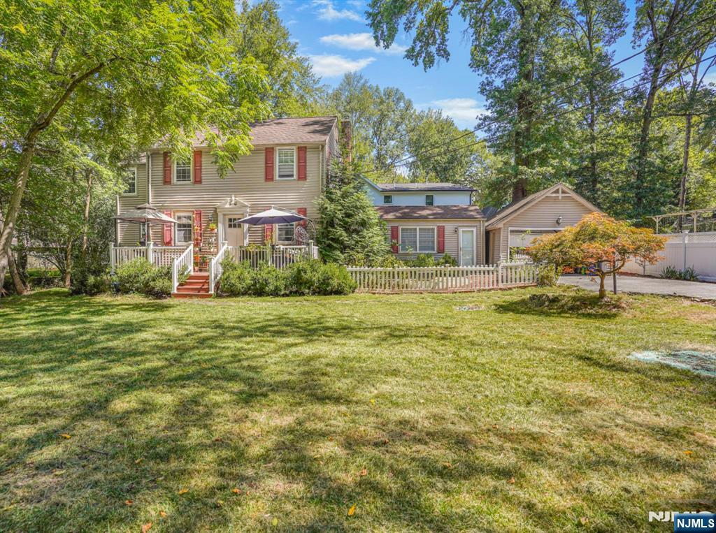 51 Julia Street,Closter, NJ 07624