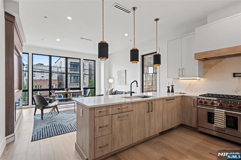 244 Sherman Avenue,Jersey City, NJ 07307
