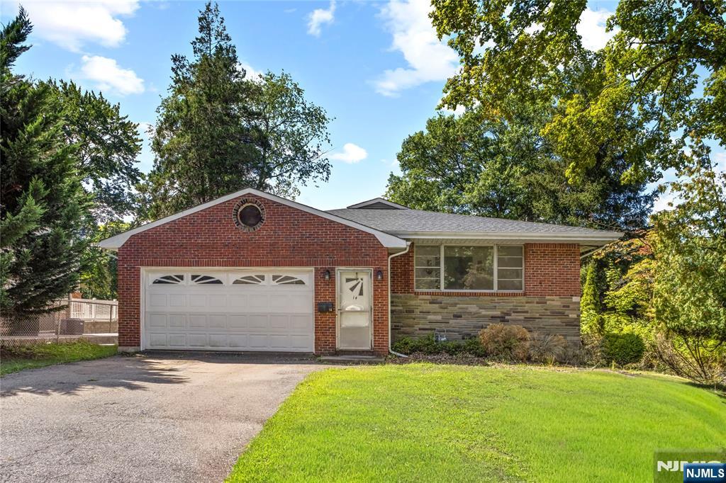14 Chestnut Avenue,Closter, NJ 07624