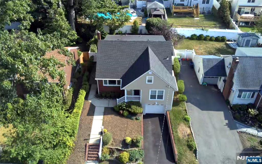 202 Pleasant Avenue,Bergenfield, NJ 07621