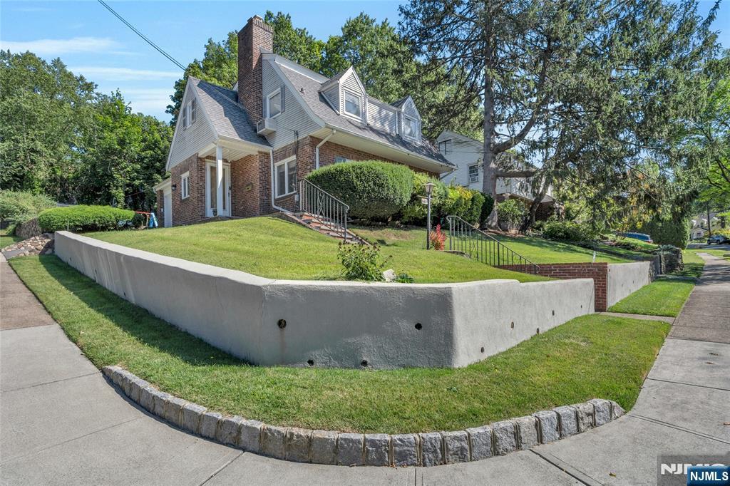 665 Northumberland Road,Teaneck, NJ 07666