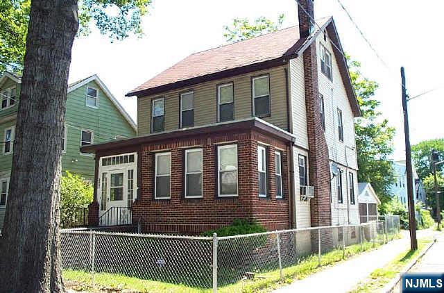 240 End Avenue,Newark, NJ 07106
